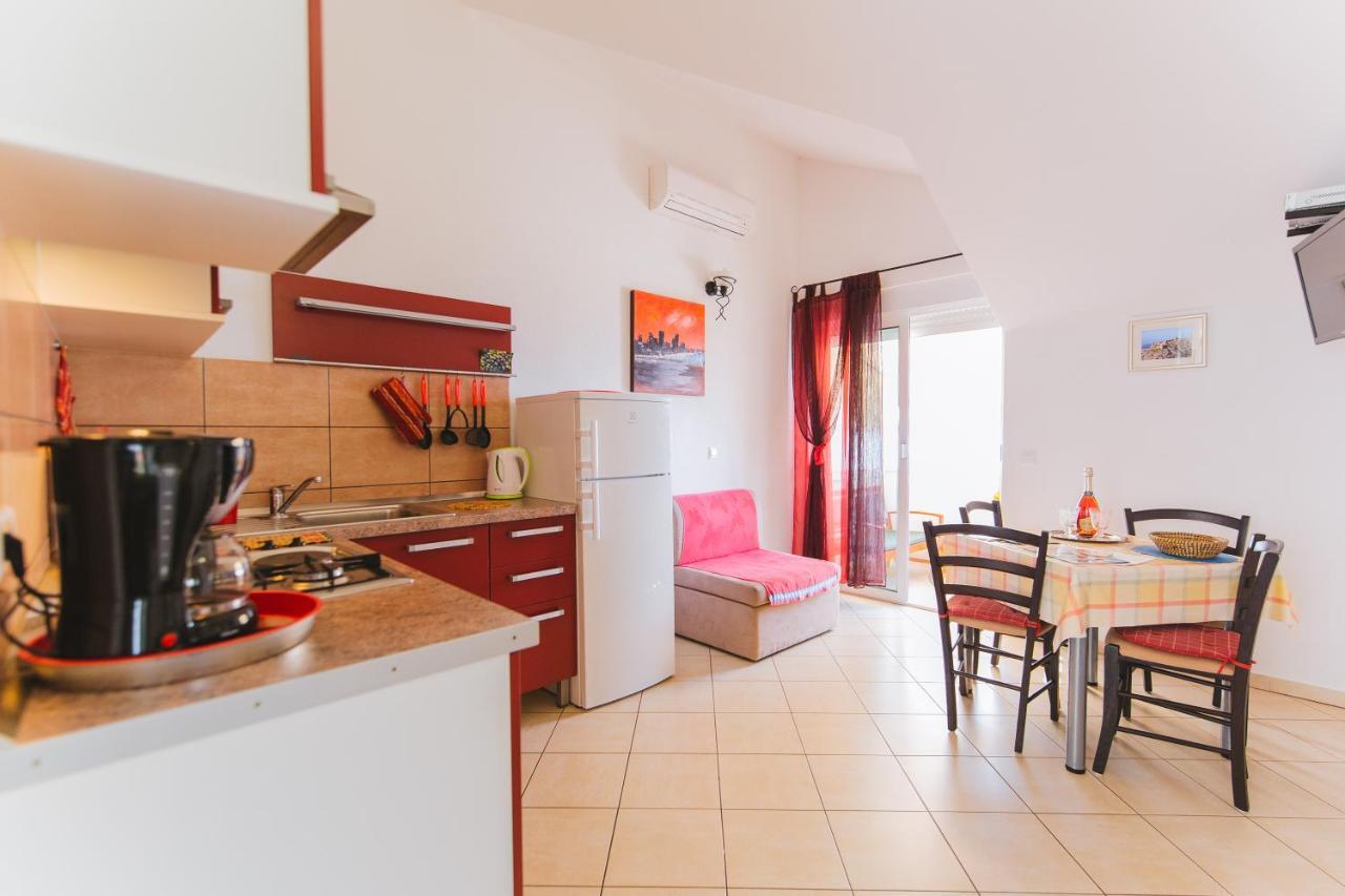 Apartmani Villa Marija Omiš Zewnętrze zdjęcie